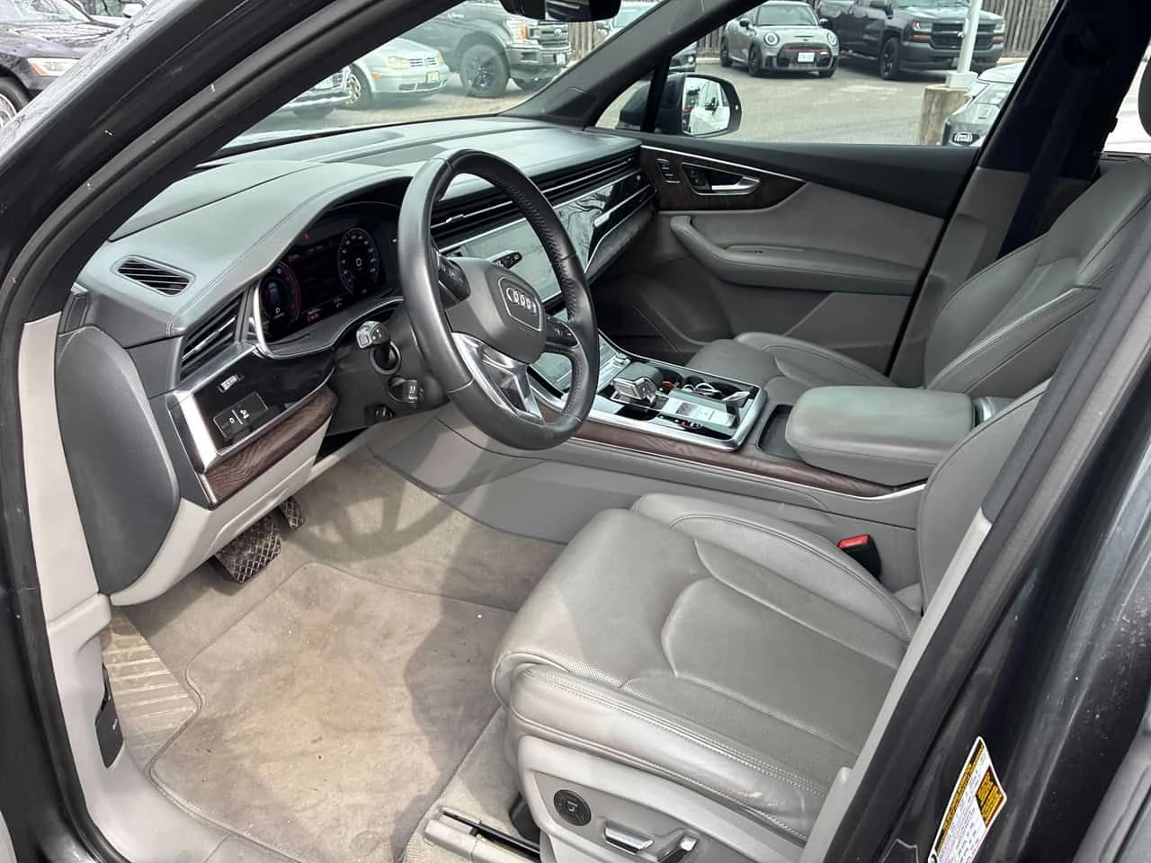 Audi Q7 Technik  CARFAX, снимка 5 - Автомобили и джипове - 54224991