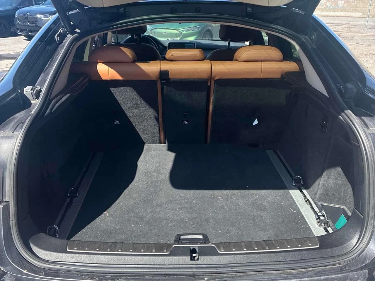 BMW X6 XDRIVE35I * M PACK* ���������* 360 ������* ����*  | Mobile.bg � ����������� 12