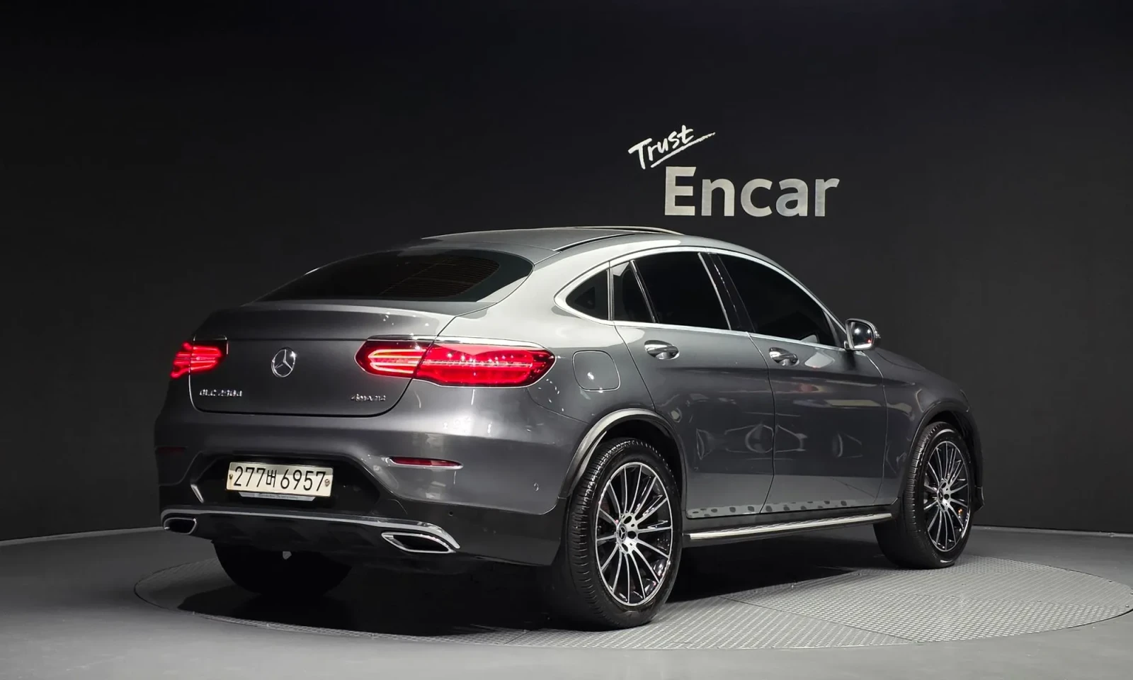 Mercedes-Benz GLC 250 Burmester * 360 * Lane assist * Подгрев, снимка 2 - Автомобили и джипове - 54623390