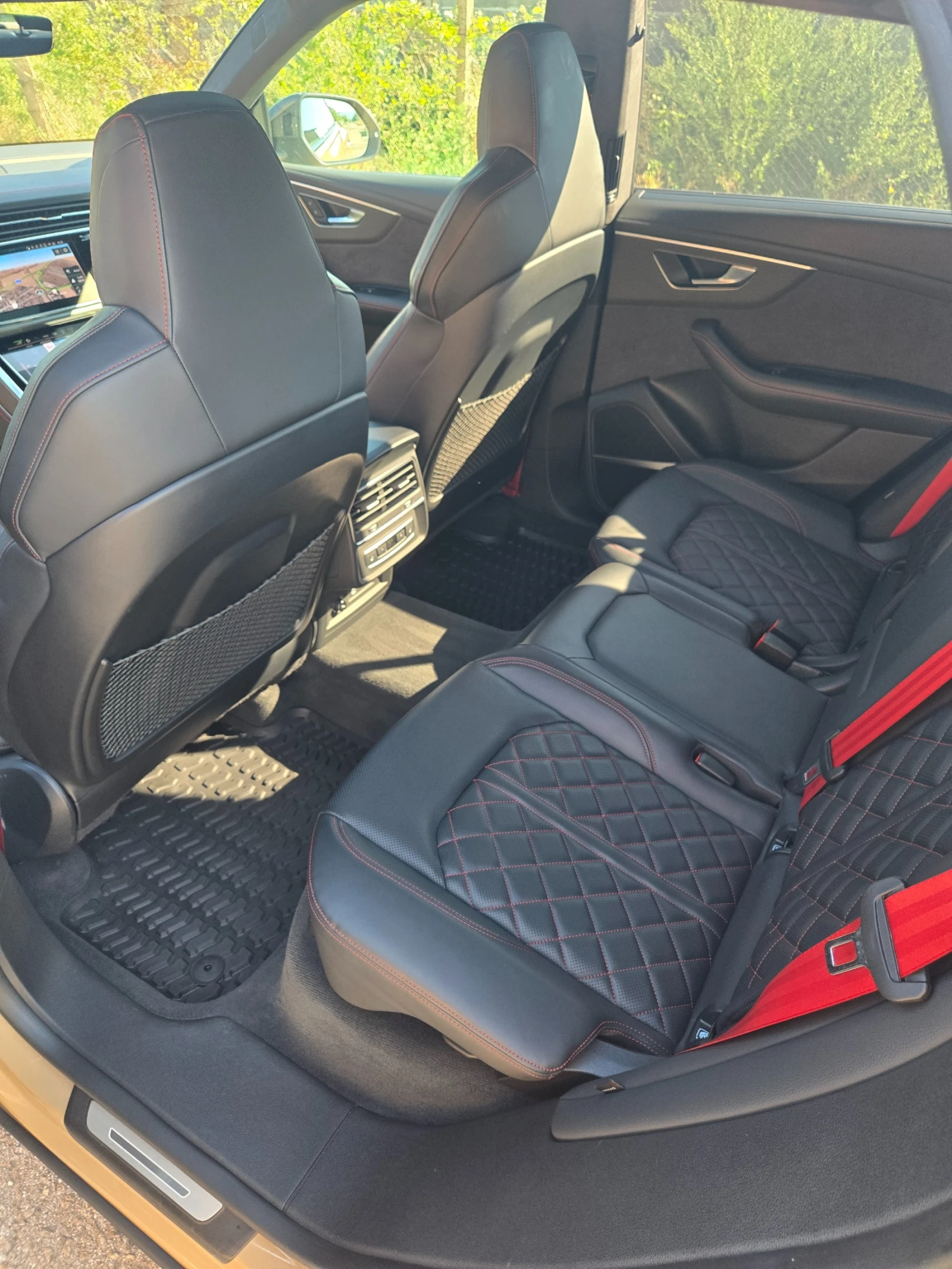 Audi Q8 55 TFSIe quattro FULL option, снимка 12 - Автомобили и джипове - 55259482