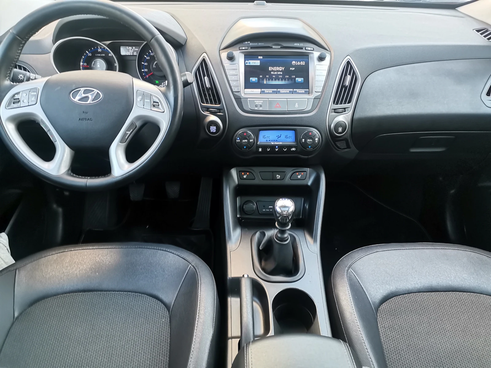 Hyundai IX35 1, 7cdti фейс/панорама, снимка 15 - Автомобили и джипове - 55645427