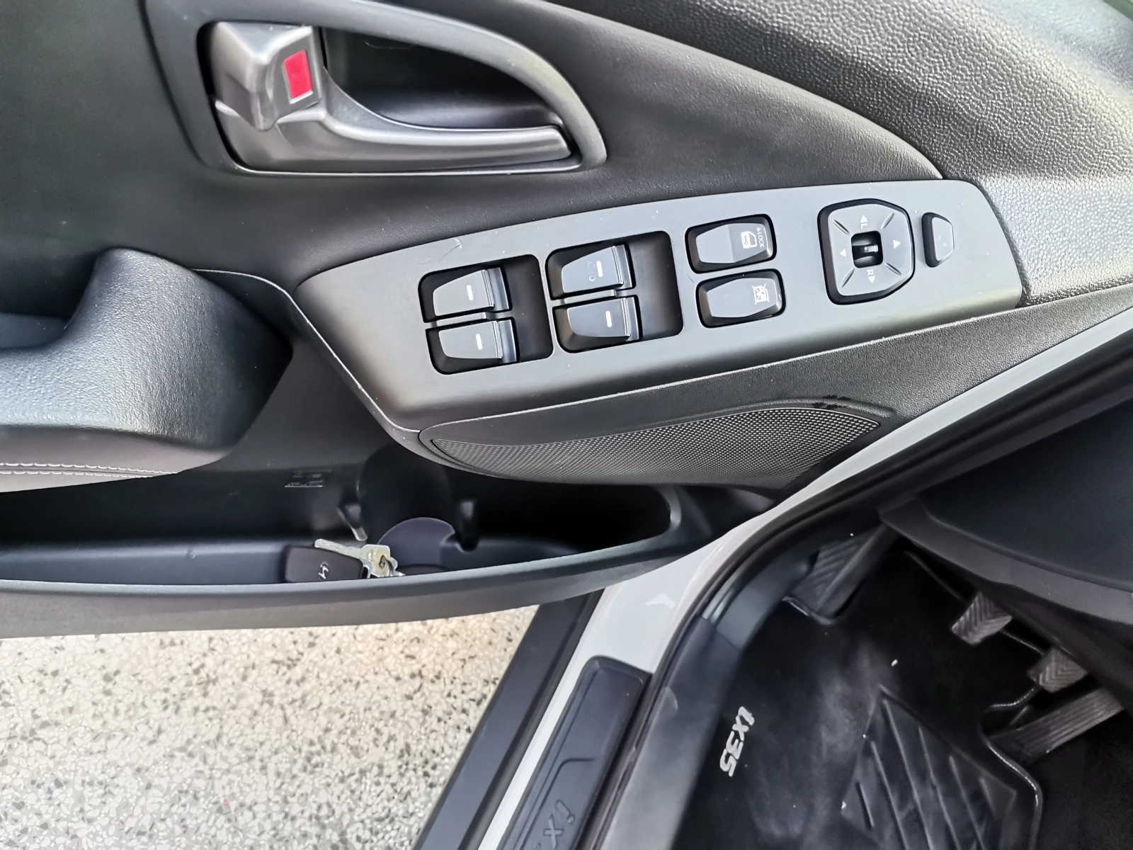 Hyundai IX35 1, 7cdti фейс/панорама, снимка 13 - Автомобили и джипове - 55645427