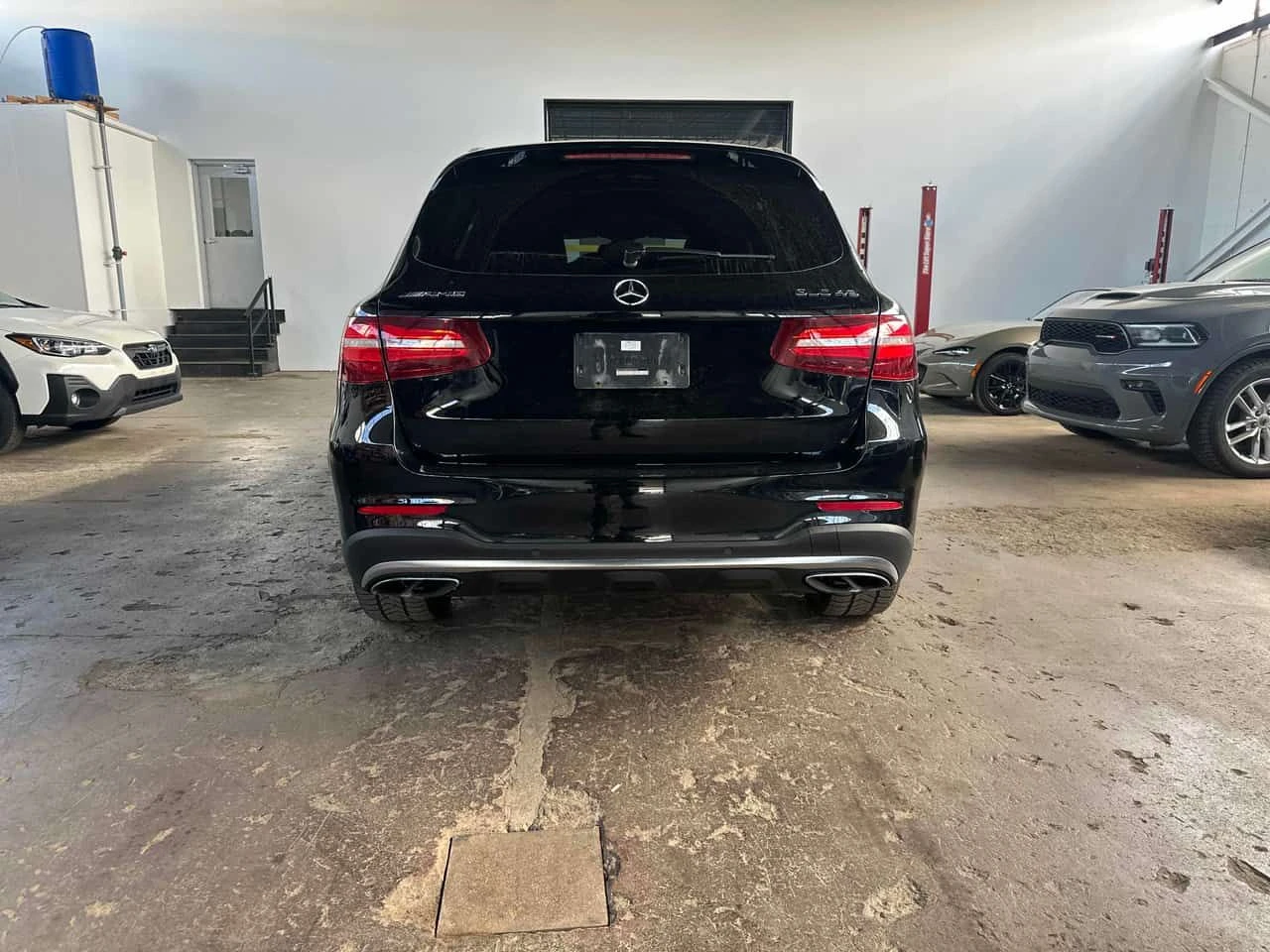 Mercedes-Benz GLC 43 AMG * CARFAX * ОПЦИЯ ЗА ФИНАНСИРАНЕ, снимка 4 - Автомобили и джипове - 55657765
