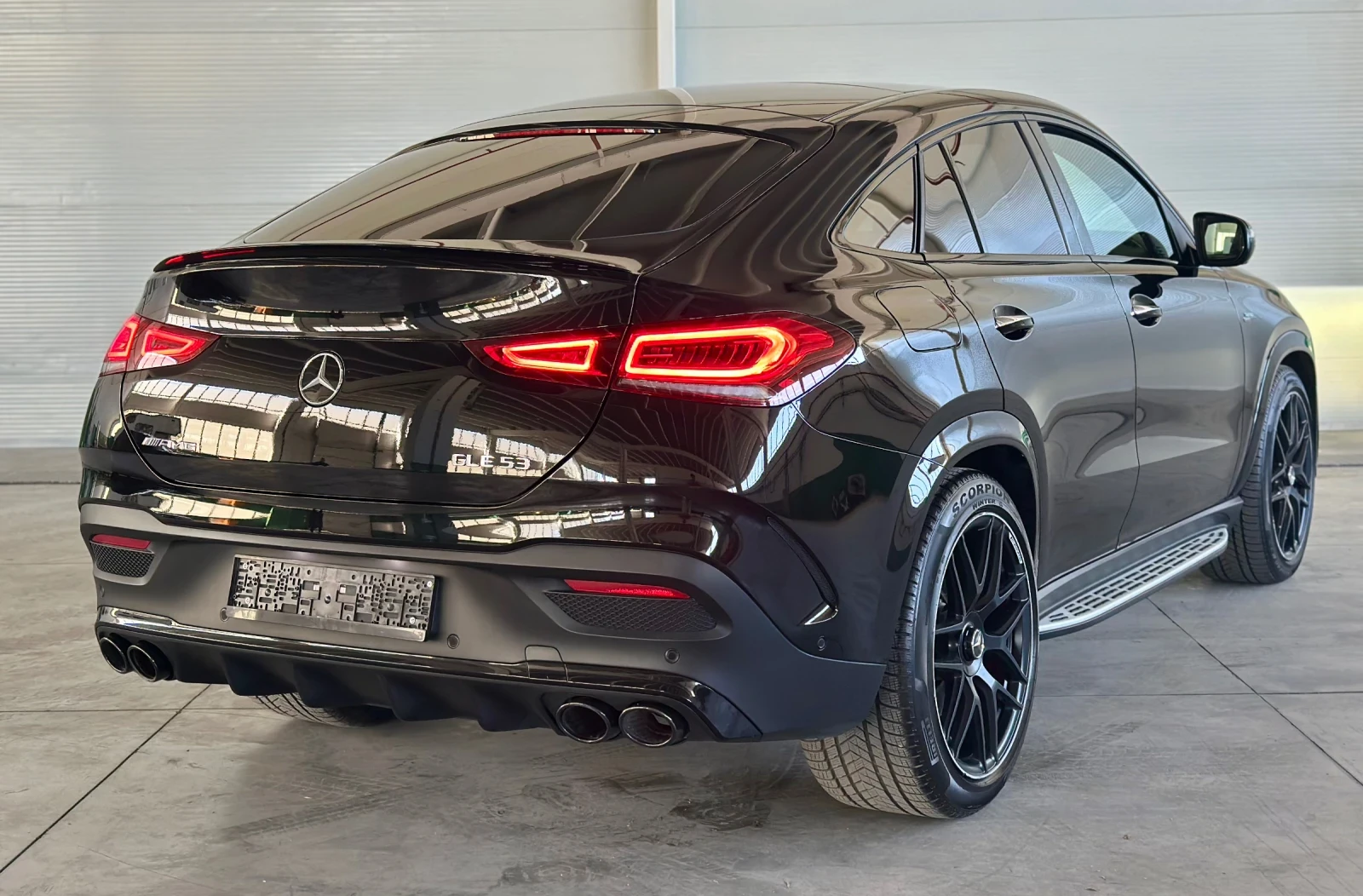 Mercedes-Benz GLE 53 4MATIC AMG COUPE  PANO HUD BURM NIGHT PACK ОБДУХВАНЕ, снимка 4 - Автомобили и джипове - 56215764