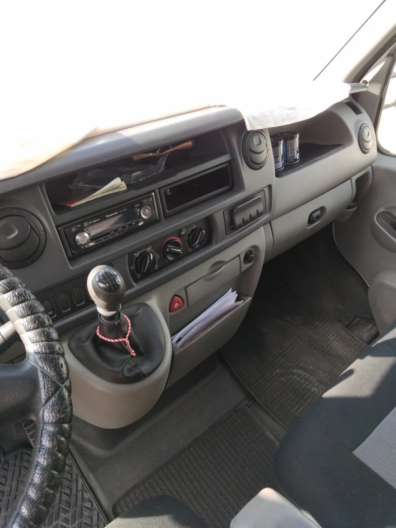 Renault Master, снимка 8 - Бусове и автобуси - 51963807