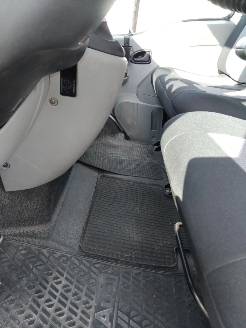 Renault Master, снимка 9 - Бусове и автобуси - 51963807