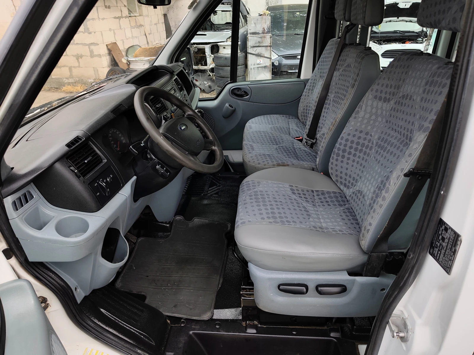 Ford Transit 2.4 TDCI 6+ 1 | Mobile.bg � ����������� 10