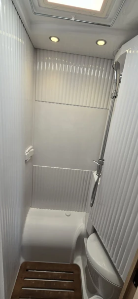 Кемпер SUNLIGHT V66 Adventure Спешно, снимка 9