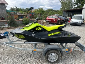 Джет Bombardier Sea Doo Spark Trixx 3UP, снимка 3 - Воден транспорт - 49426788