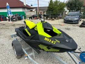 Джет Bombardier Sea Doo Spark Trixx 3UP, снимка 1 - Воден транспорт - 49426788