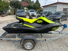 Джет Bombardier Sea Doo Spark Trixx 3UP, снимка 4 - Воден транспорт - 49426788