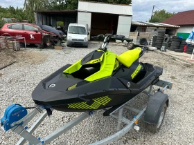 Джет Bombardier Sea Doo Spark Trixx 3UP, снимка 2 - Воден транспорт - 49426788