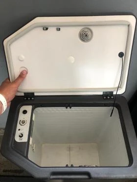 Хладилник автобус 24V, снимка 1