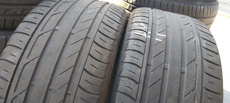 Гуми Летни 225/40R18, снимка 2 - Гуми и джанти - 35133664