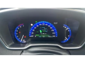 Toyota Corolla 1.8H Executive, снимка 14