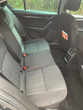 Skoda Octavia 1.0 TSI DSG - 23800 лв. / 12168.75 € - 93092053 10