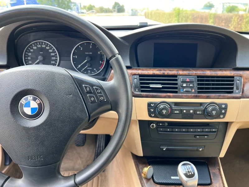 BMW 320 2.0, снимка 10 - Автомобили и джипове - 47228309