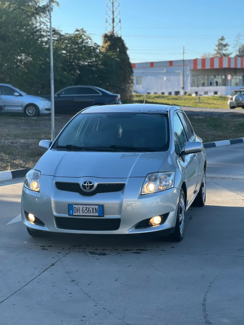 Toyota Auris 1.4 D4D, снимка 2 - Автомобили и джипове - 47728032