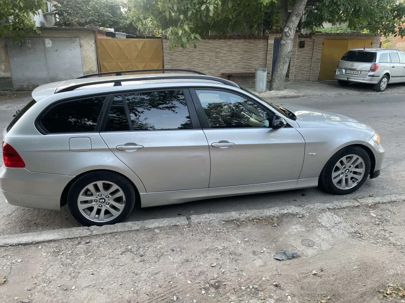 BMW 320, снимка 7 - Автомобили и джипове - 48540786