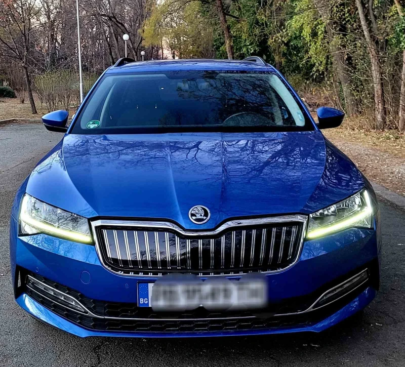 Skoda Superb IV, снимка 5 - Автомобили и джипове - 49597590