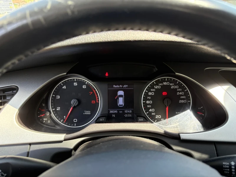 Audi A4 1.8 T, снимка 11 - Автомобили и джипове - 52451063
