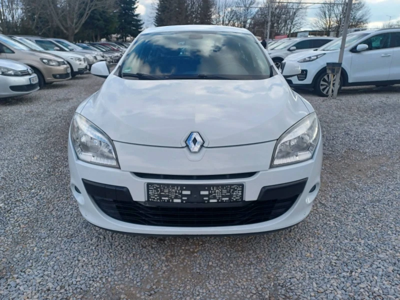 Renault Megane, снимка 3 - Автомобили и джипове - 49391595