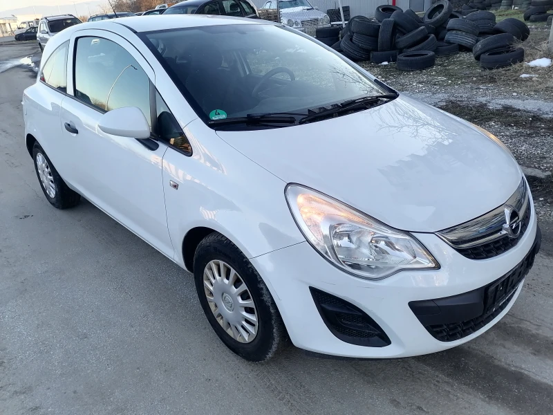 Opel Corsa 1.2 бензин, снимка 3 - Автомобили и джипове - 49415399