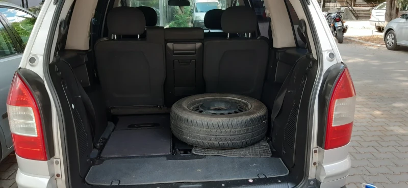 Opel Zafira, снимка 6 - Автомобили и джипове - 52645764