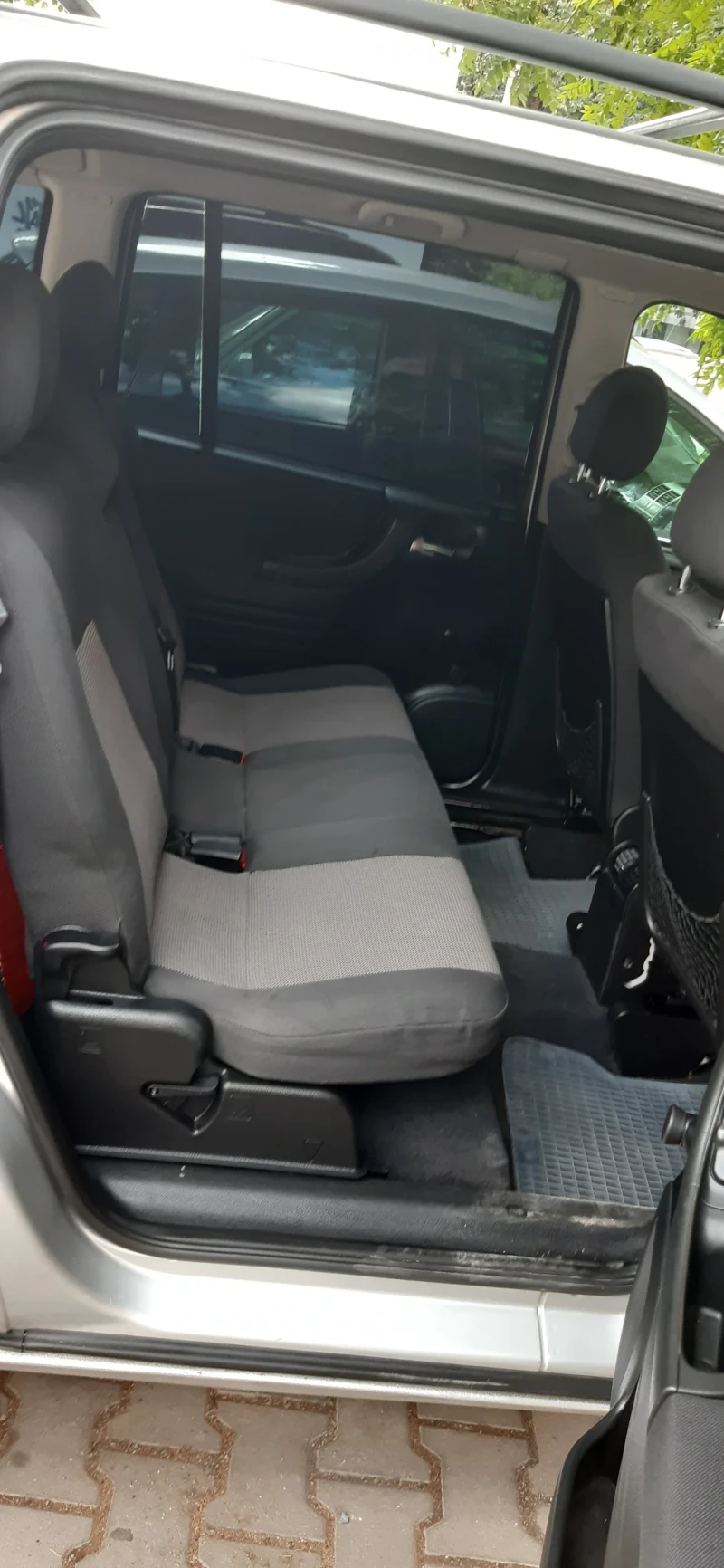 Opel Zafira, снимка 10 - Автомобили и джипове - 52645764