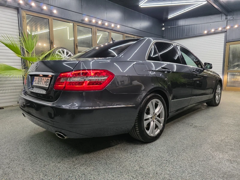 Mercedes-Benz E 350 4matik Панорама Дистроник, снимка 6 - Автомобили и джипове - 52172344
