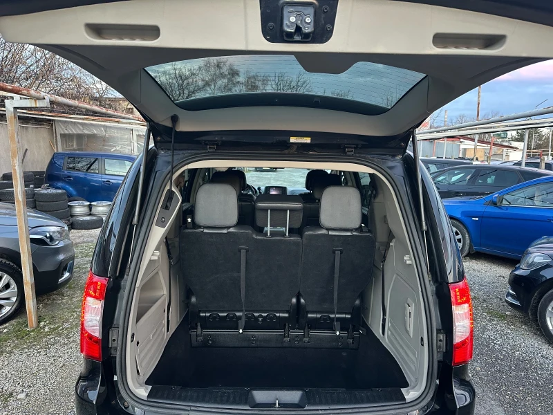 Lancia Voyager 2.8 CRD-163 k.s.-7 местен Автоматик, снимка 6 - Автомобили и джипове - 53115483