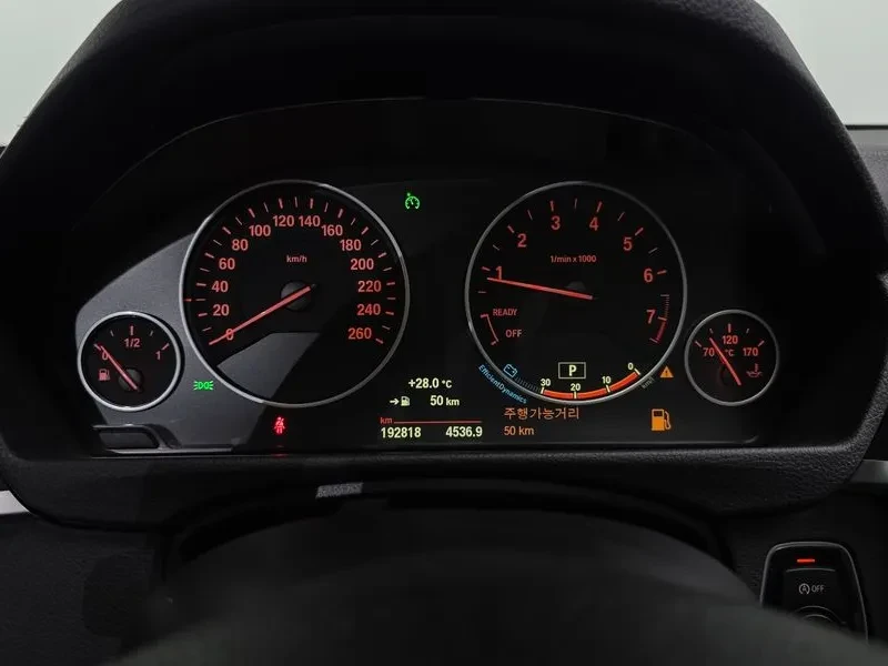 BMW 320, снимка 8 - Автомобили и джипове - 54835849