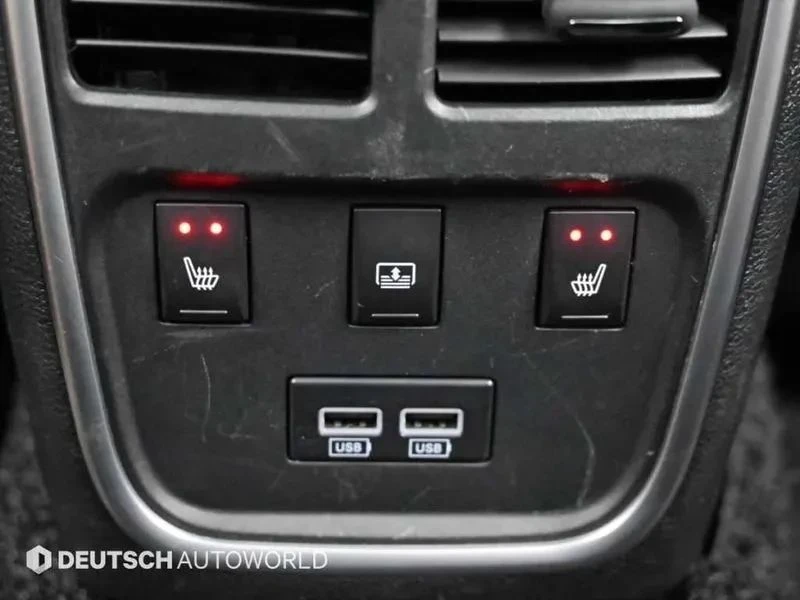 Chrysler 300c, снимка 16 - Автомобили и джипове - 56690483