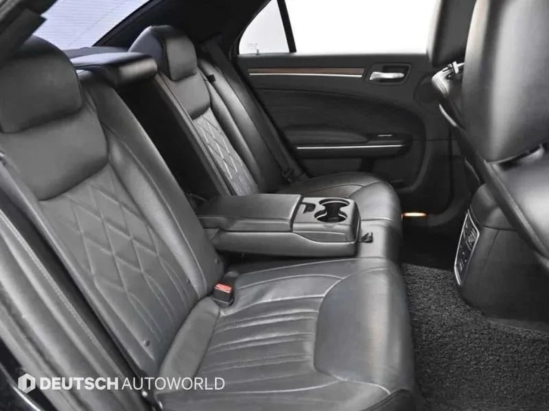 Chrysler 300c, снимка 12 - Автомобили и джипове - 56690483