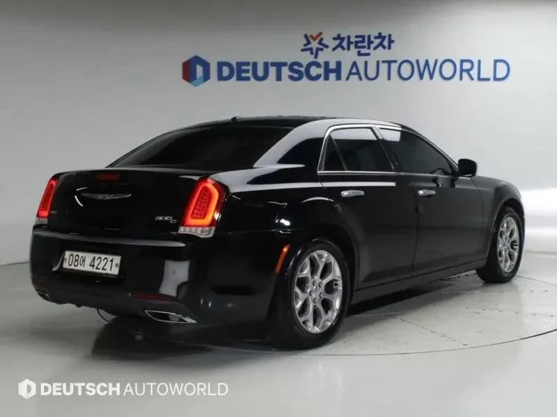 Chrysler 300c, снимка 2 - Автомобили и джипове - 56690483