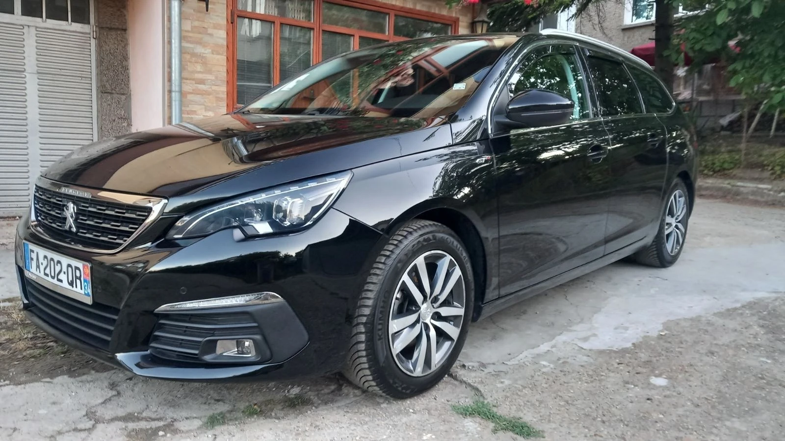 Peugeot 308 SW - изображение 3