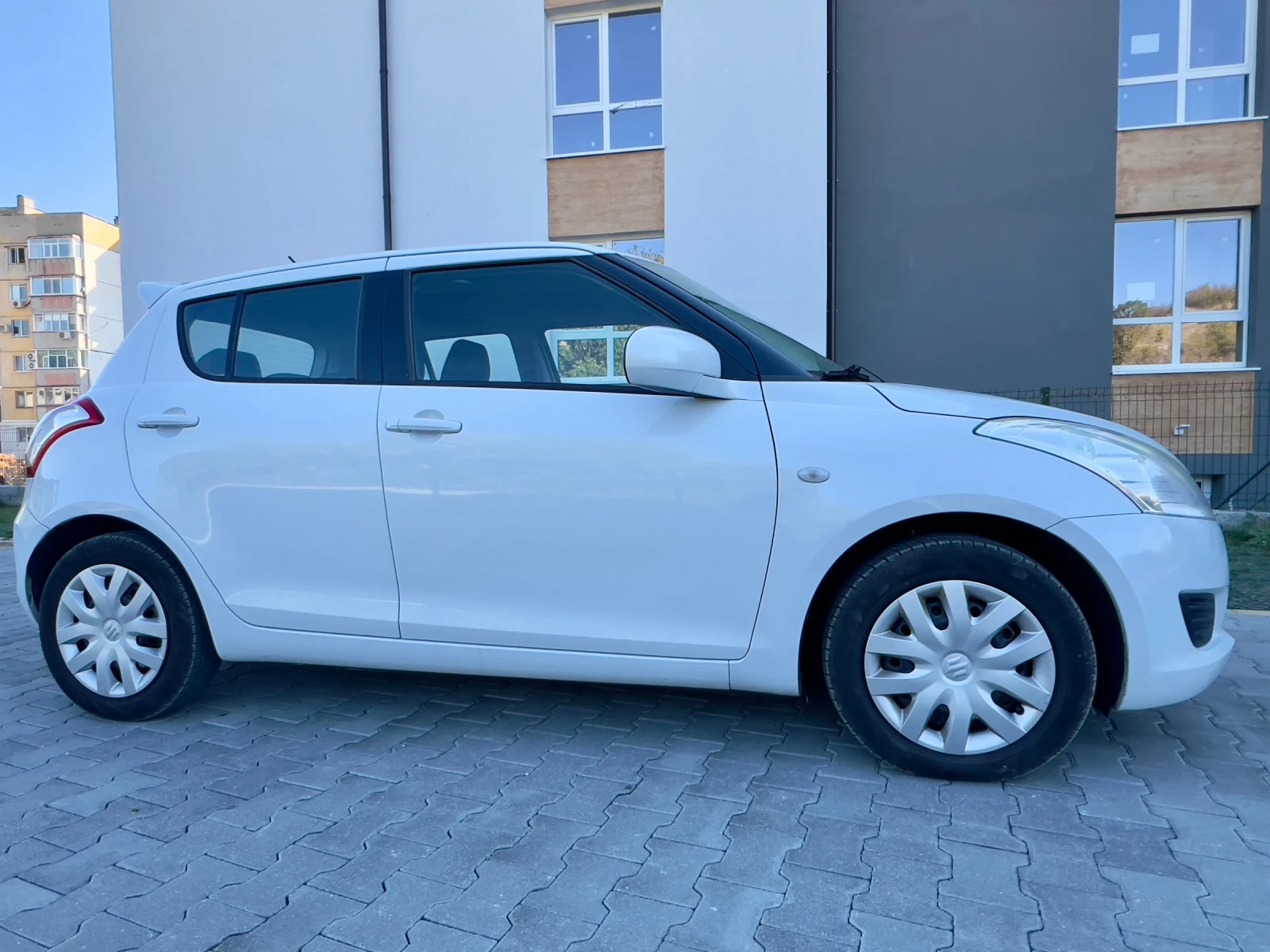 Suzuki Swift 1.2i - изображение 2