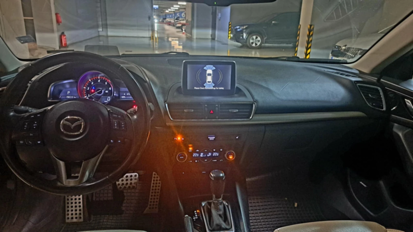 Mazda 3 2.2d skyactiv Head-up - СЧУПЕН ДВИГАТЕЛ - изображение 3