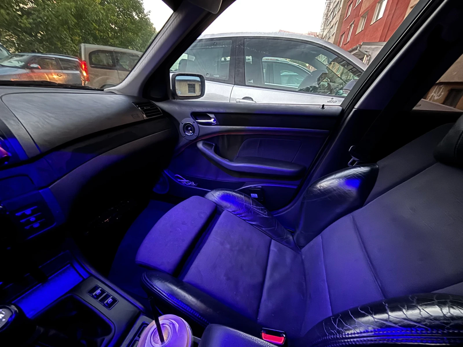 BMW 323  - изображение 9