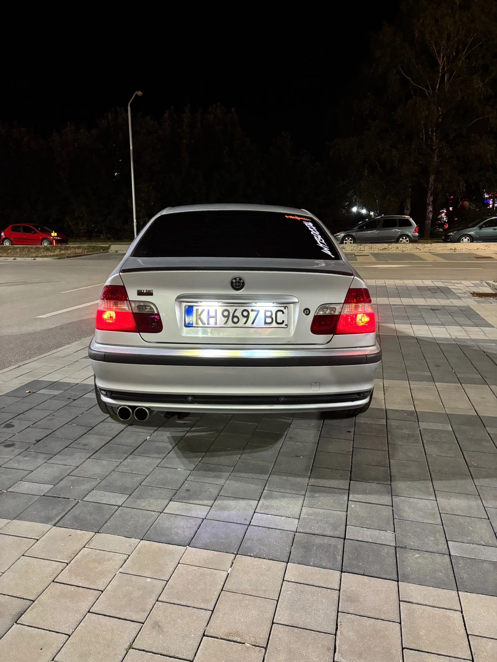 BMW 323  - изображение 6