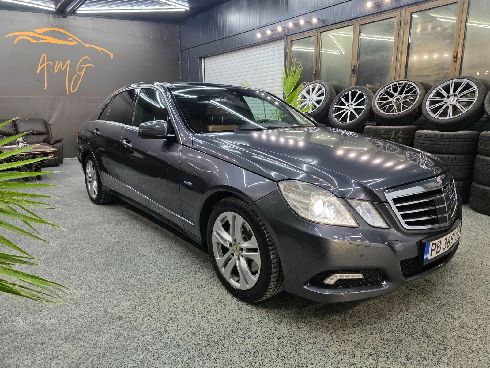 Mercedes-Benz E 350 4matik Панорама Дистроник - изображение 3