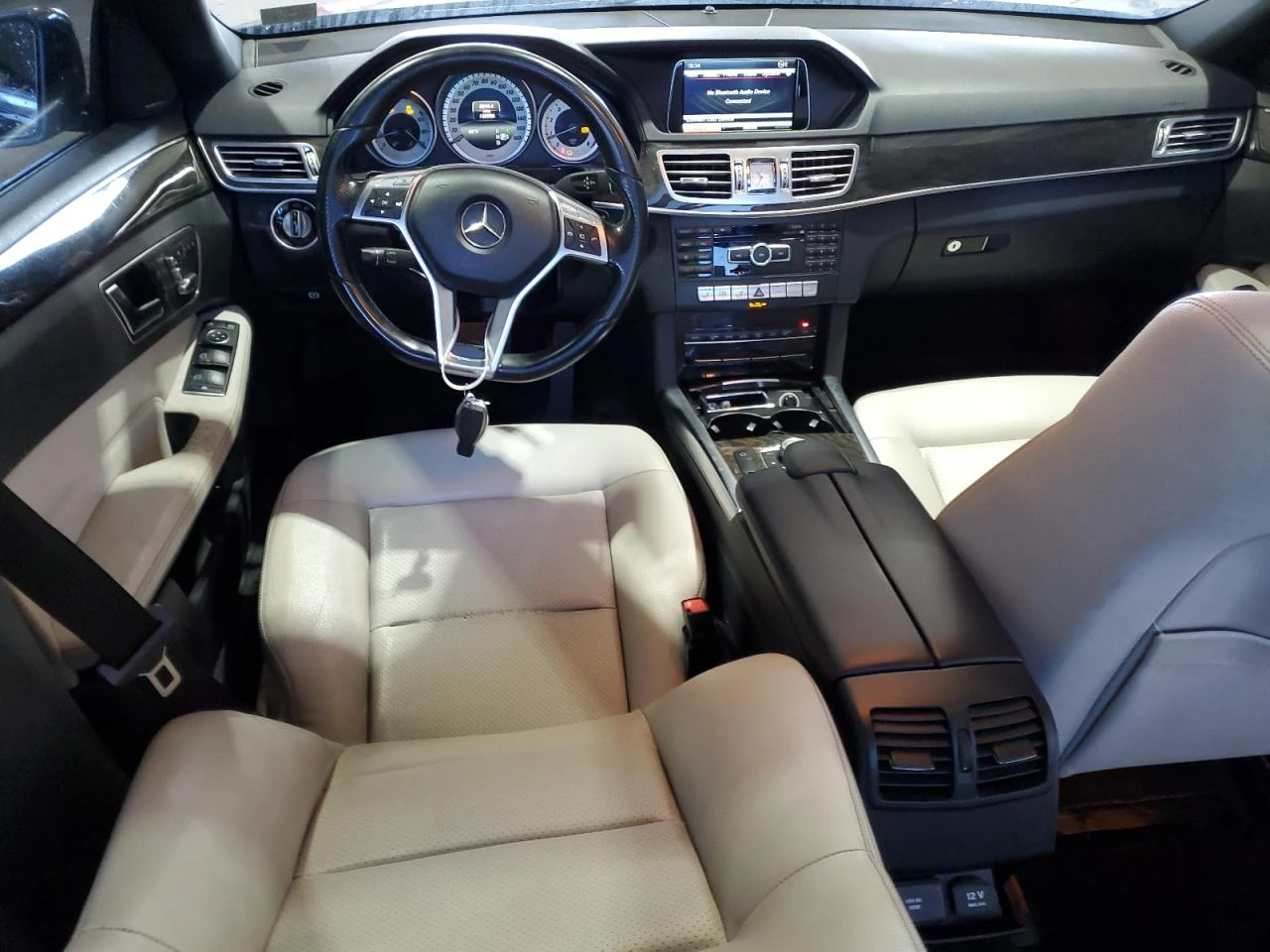 Mercedes-Benz E 350 4MATIC / LED фарове / Кожен салон / Подгрев / - изображение 8