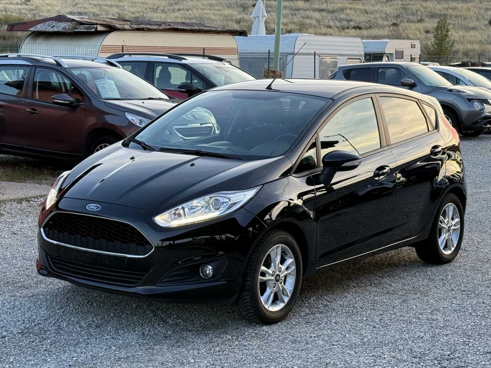 Ford Fiesta 1.0 Топ състояние - изображение 3