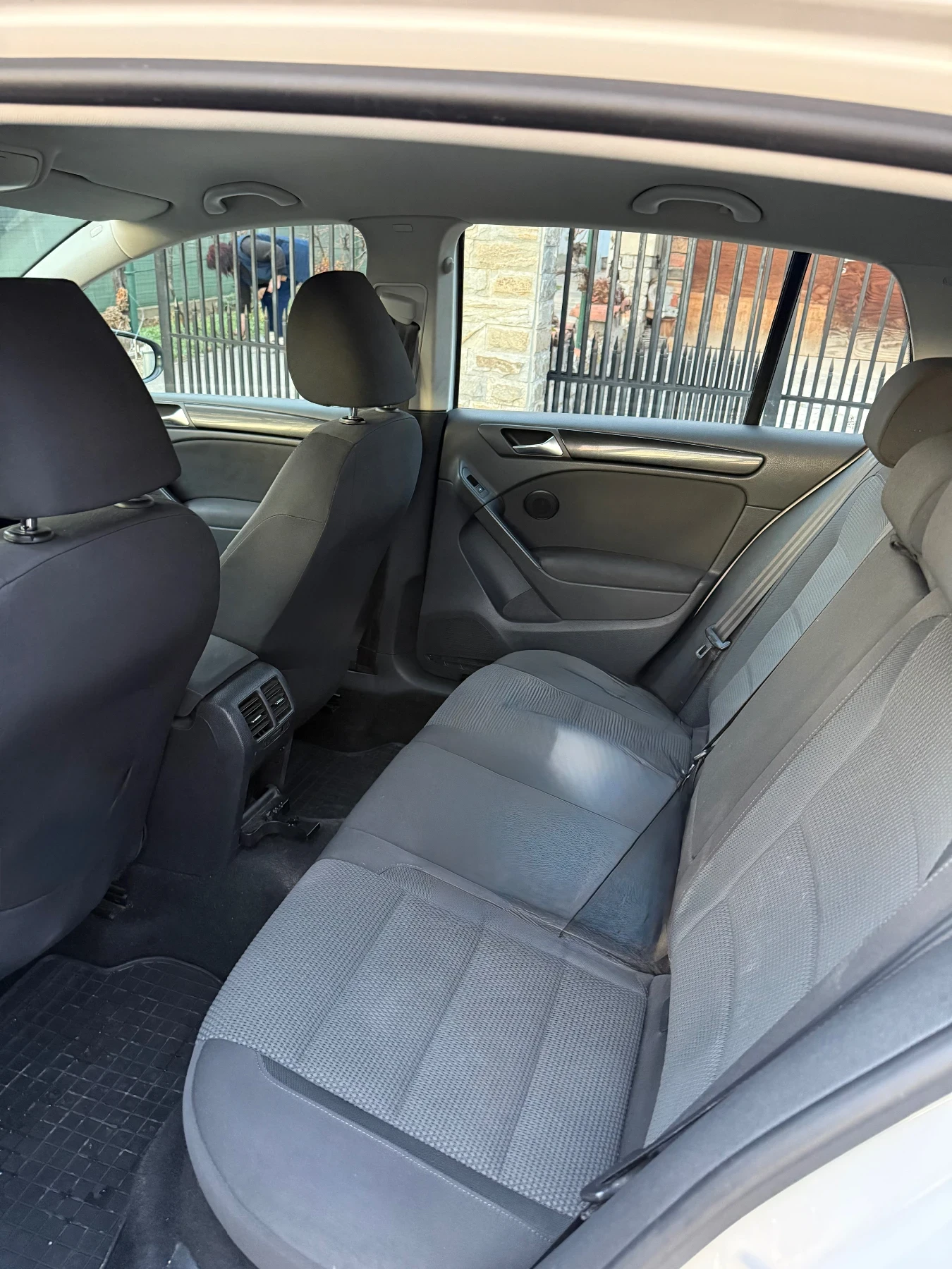 VW Golf 1.6 TDI - изображение 8