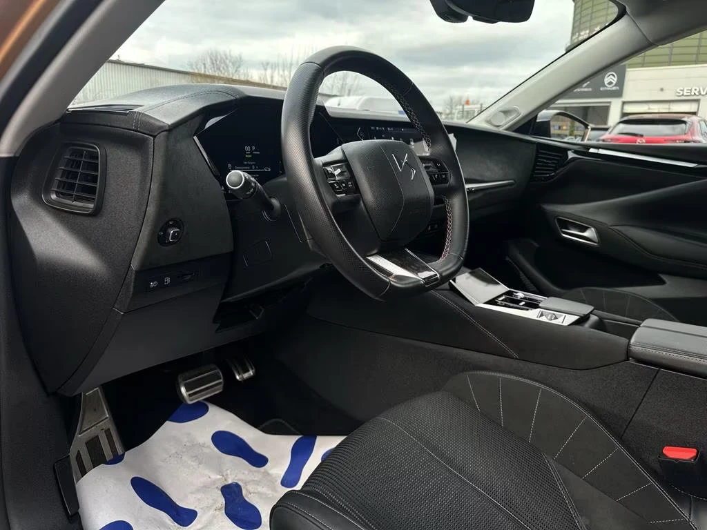 DS DS 4 E-TENSE/224HP/PERFORMANCE/CAM/HUD/NAVI/LED/809g - изображение 6