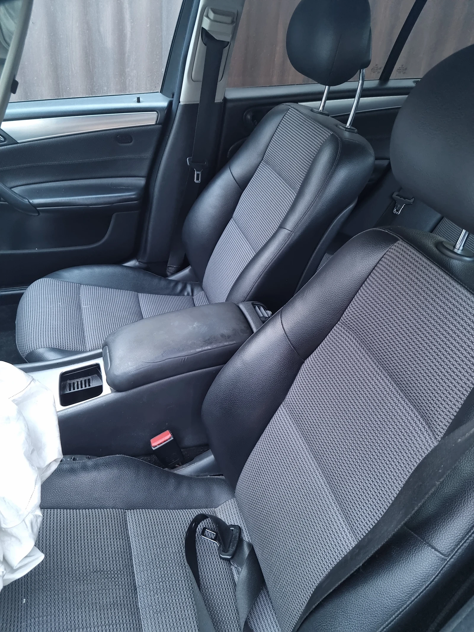 Mercedes-Benz C 220 2.2 CDI 150hp, снимка 7 - Автомобили и джипове - 53966360