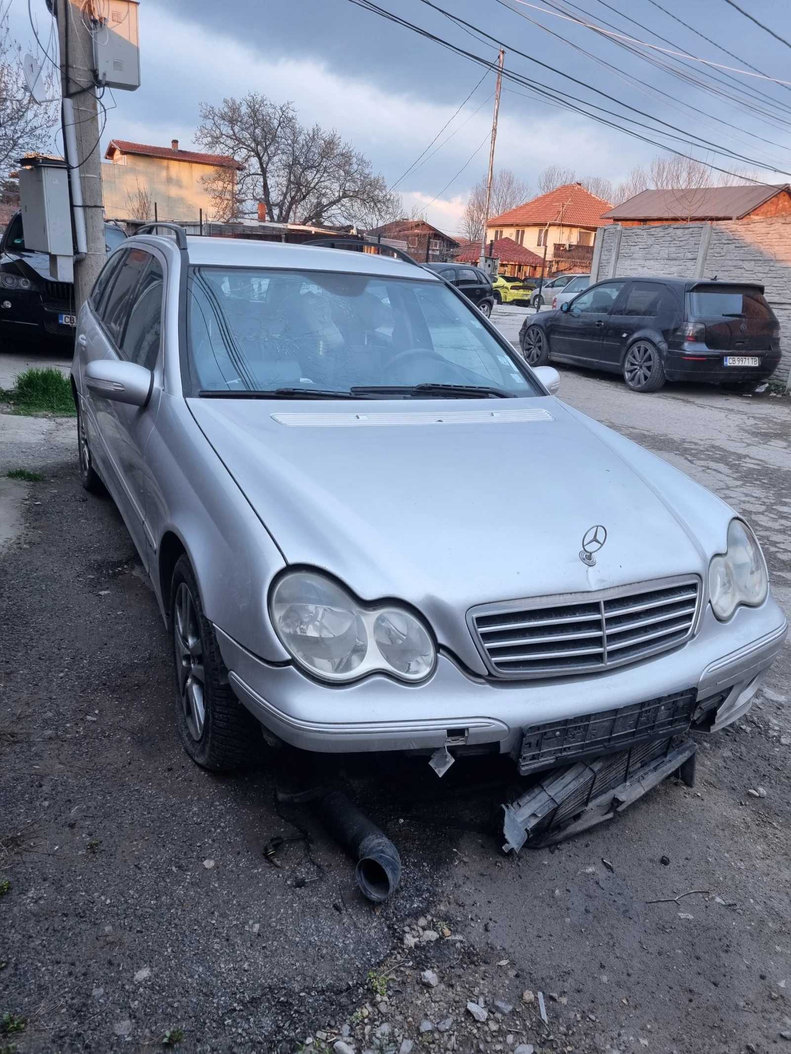 Mercedes-Benz C 220 2.2 CDI 150hp, снимка 2 - Автомобили и джипове - 53966360