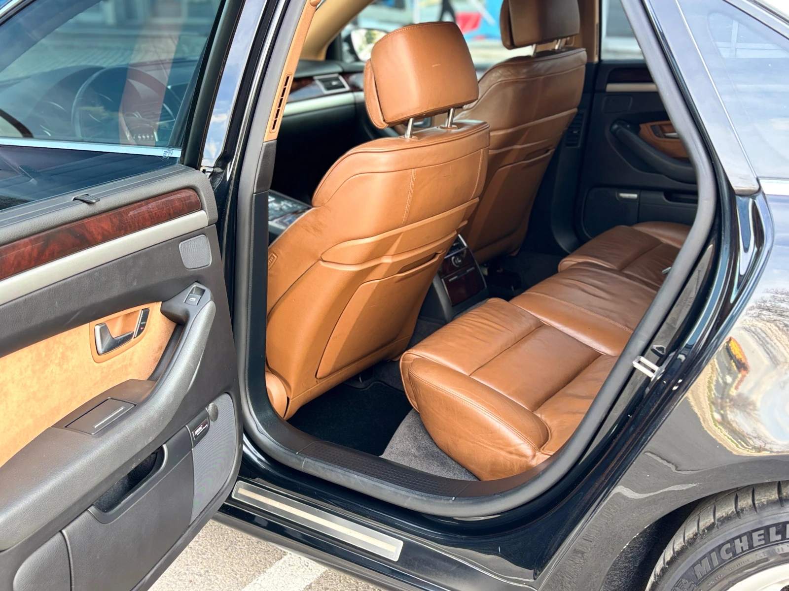 Audi A8, снимка 10 - Автомобили и джипове - 53982559