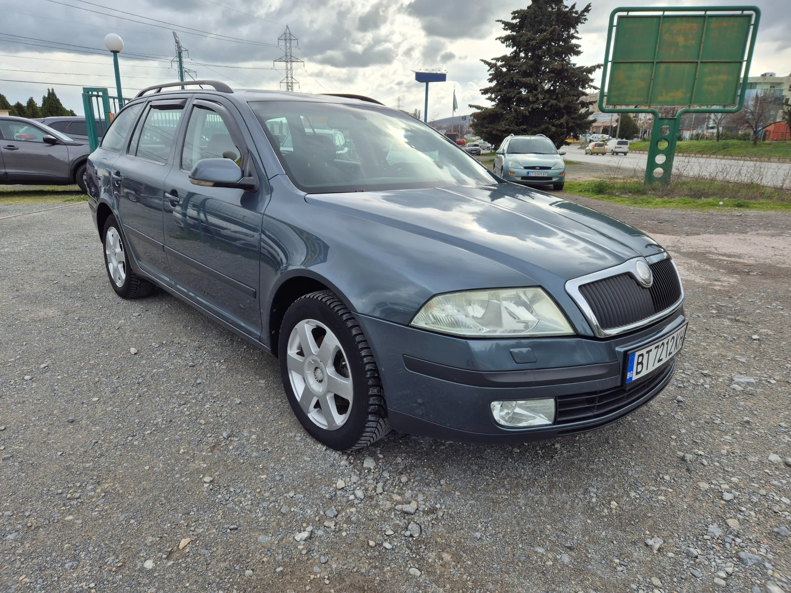 Skoda Octavia 2.0TDI, снимка 7 - Автомобили и джипове - 54007214