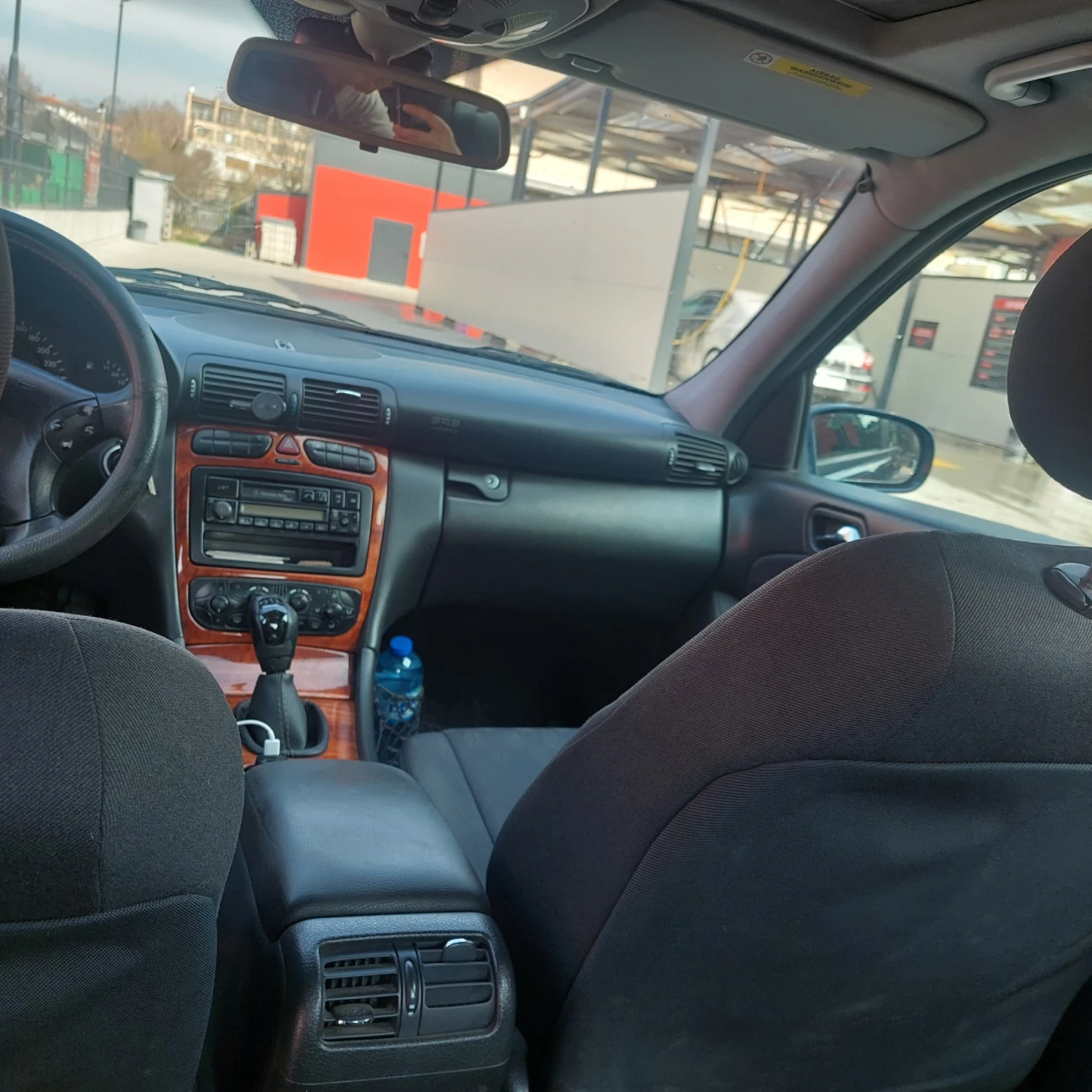 Mercedes-Benz C 180, снимка 5 - Автомобили и джипове - 54175489